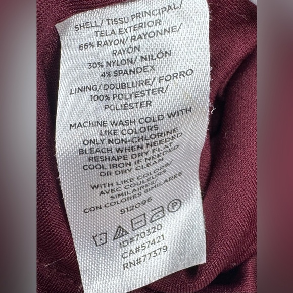 Ann Taylor All Day Ponte Knit Short Sleeve Dress Burgundy Size 2 - Picture 8 of 8